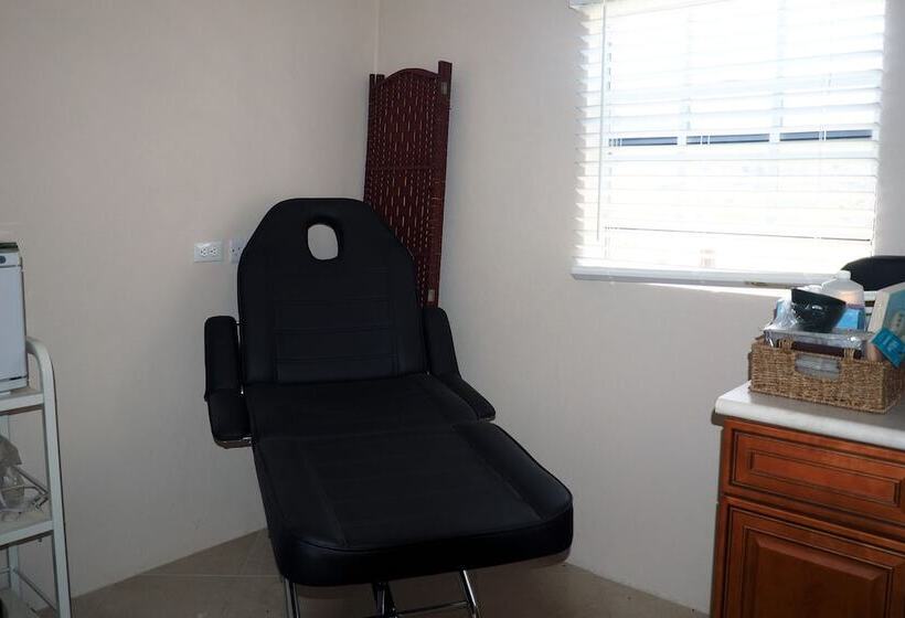 هتل Burcasa: Bed & Breakfast