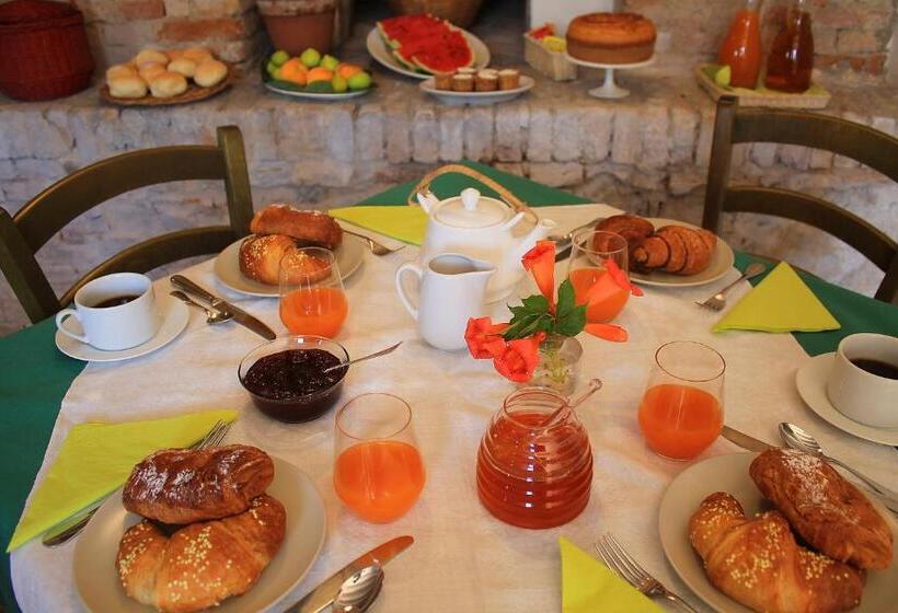 호텔 La Peschiera B&b