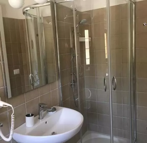 Hotelli La Peschiera B&b