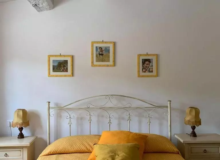 Hotelli La Peschiera B&b