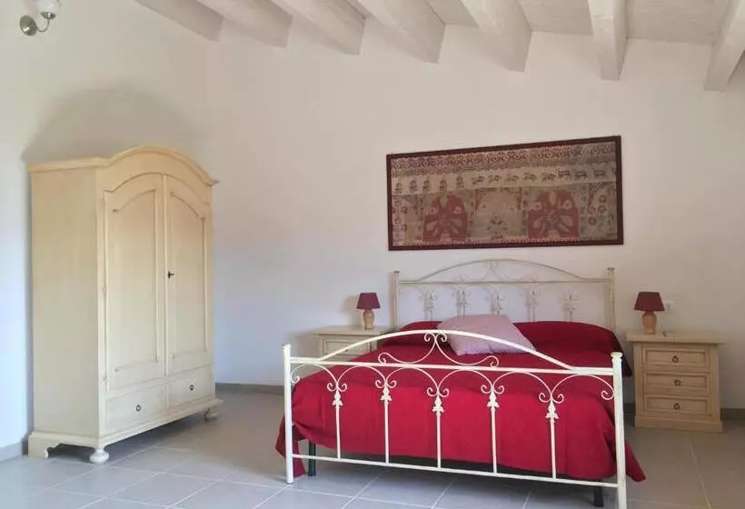 Hotelli La Peschiera B&b