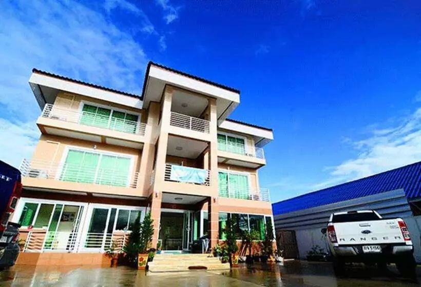 هتل Laksasuk House