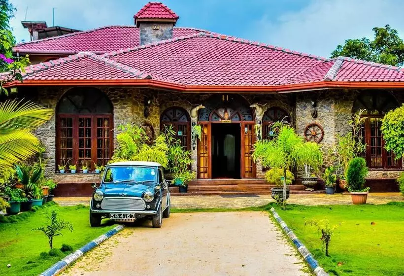 Hotelli Mf Estate Holiday Bungalow