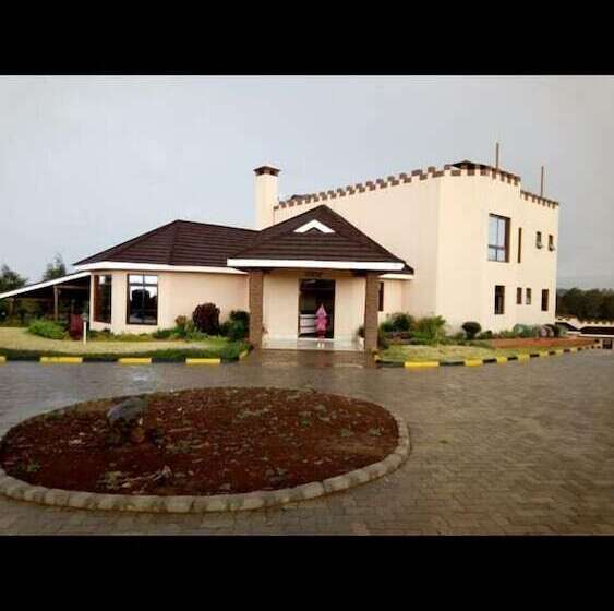 هتل Regency Mount Kenya