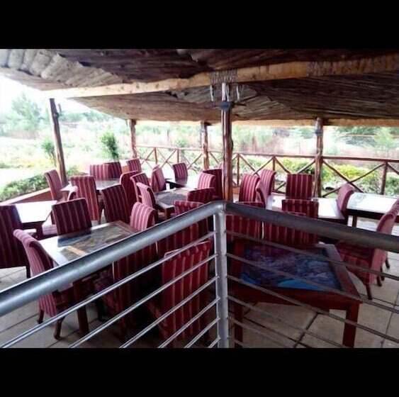 هتل Regency Mount Kenya