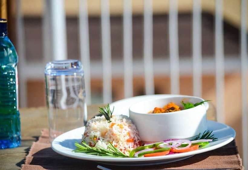 هتل Regency Mount Kenya