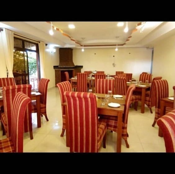 هتل Regency Mount Kenya