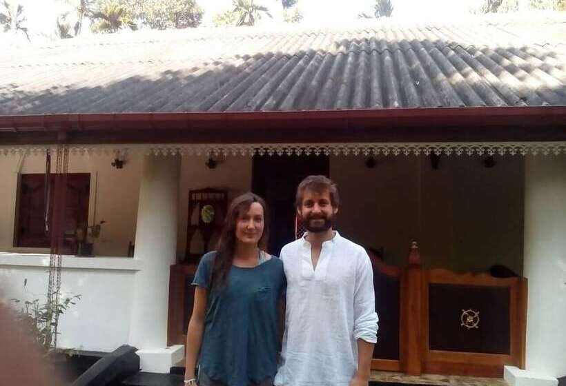 Hotel Walawwa Guest House