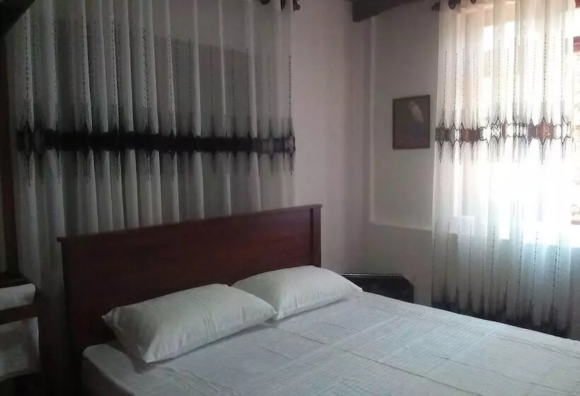 ホテル Walawwa Guest House