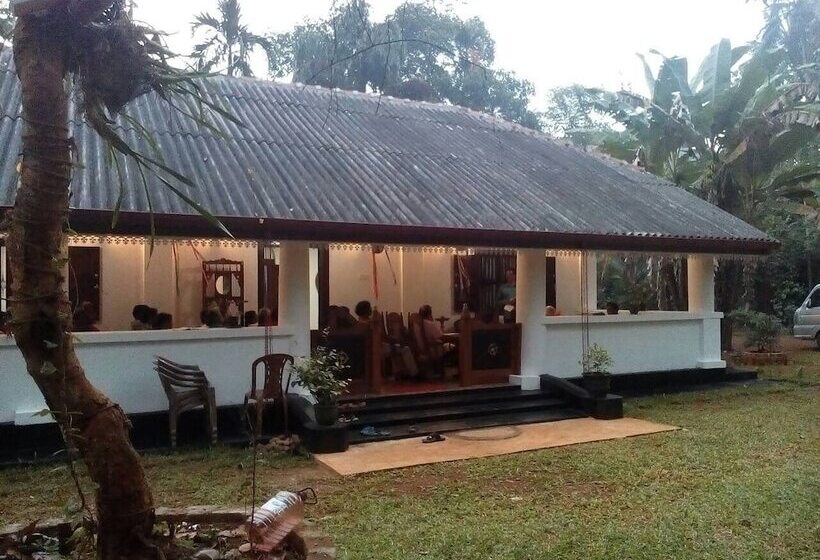 Hotel Walawwa Guest House