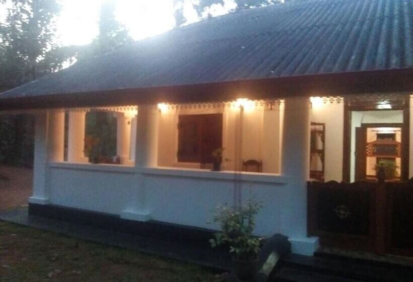 Hotel Walawwa Guest House