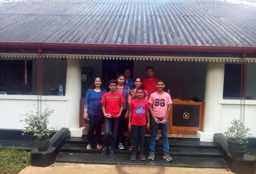 Hotel Walawwa Guest House