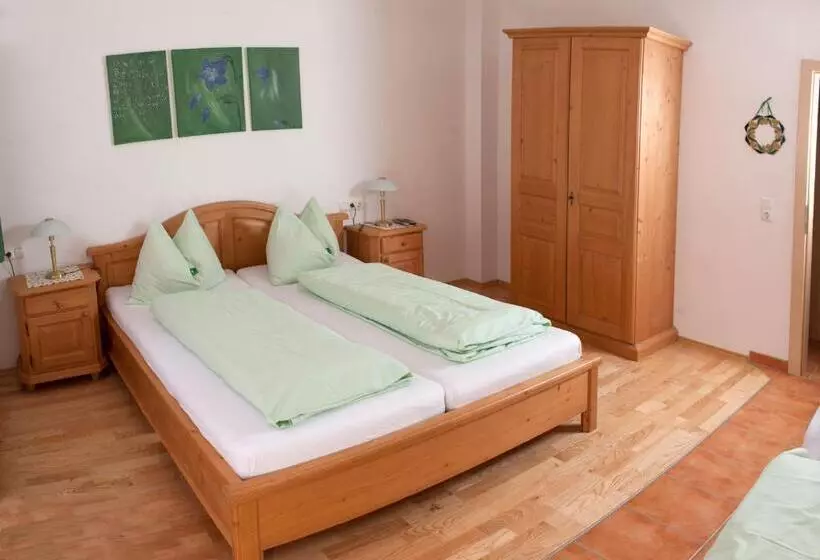 Bio Bauernhof Hotel Matlschweiger