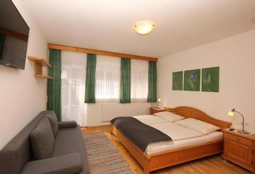 Bio Bauernhof Hotel Matlschweiger