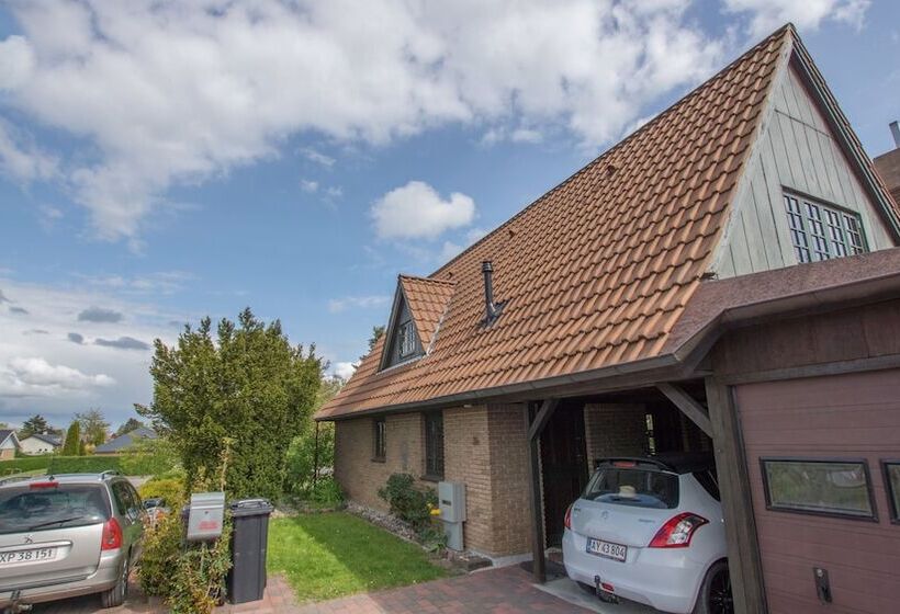 ホテル Guesthouse Fensmark V/helge Sahl