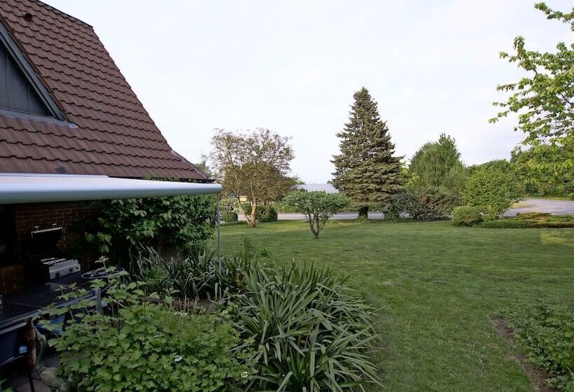 ホテル Guesthouse Fensmark V/helge Sahl