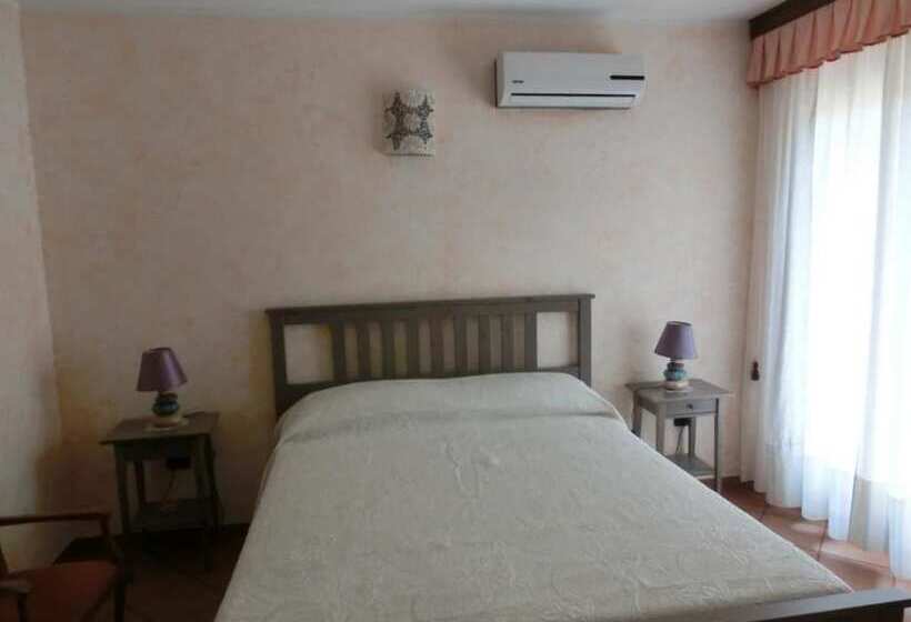 호텔 La Grotta Delle Fate