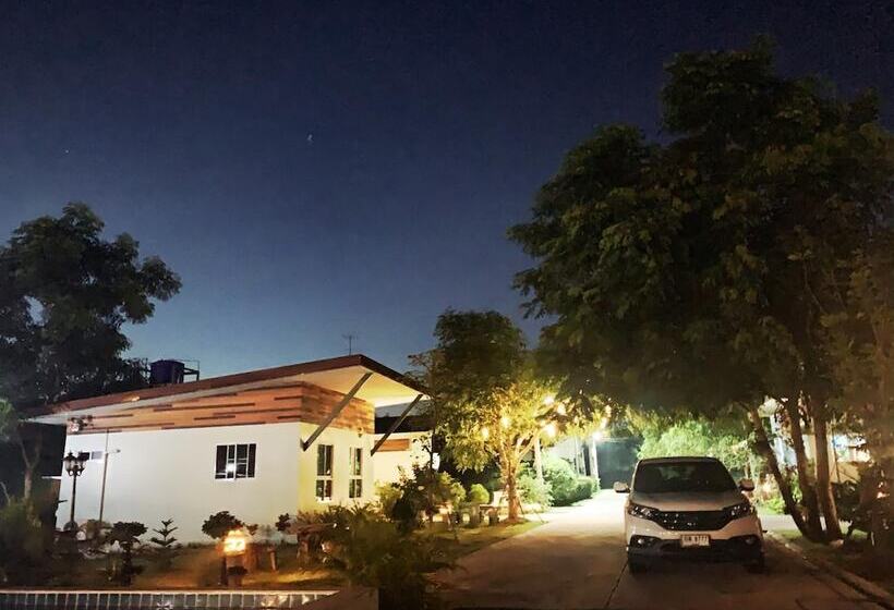 酒店 Me And Tree Villa