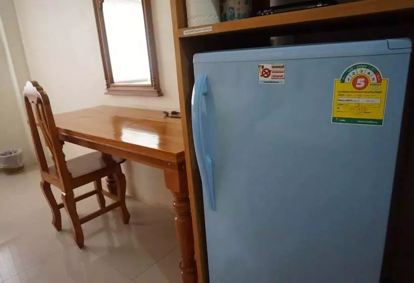 ホテル Pornnarumirt