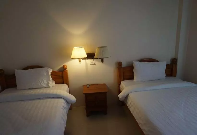 ホテル Pornnarumirt