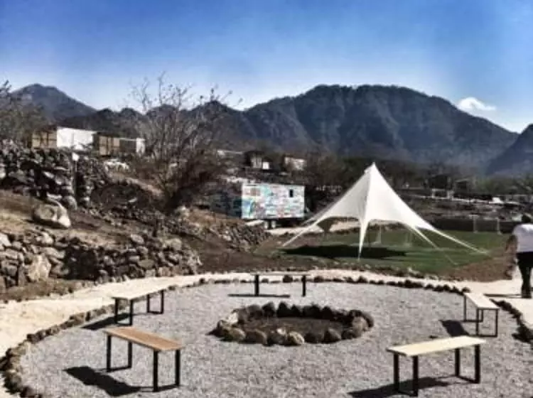 ホテル Tendo Glamping