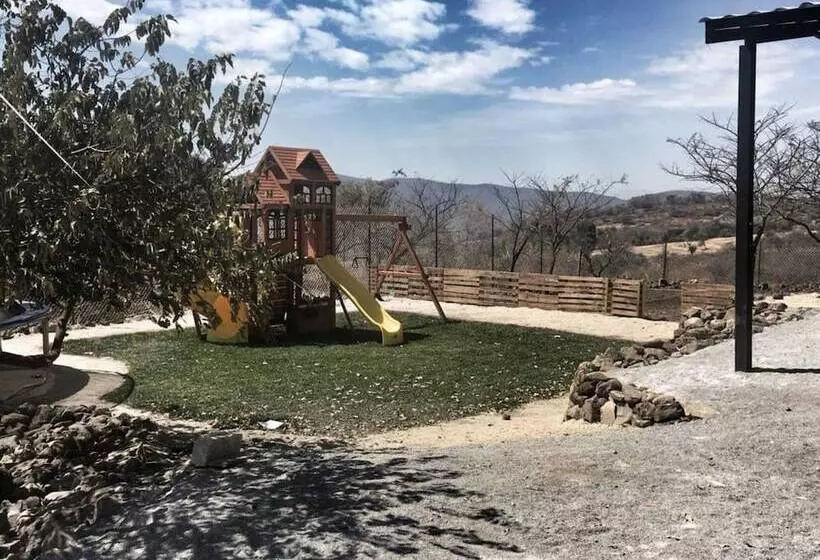 ホテル Tendo Glamping