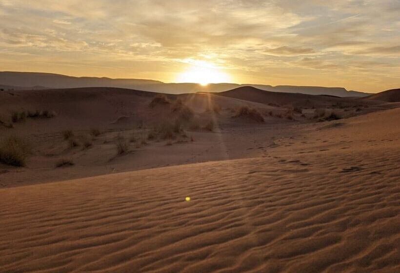 호텔 Tinfou Desert Camp