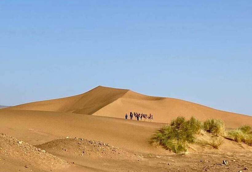 호텔 Tinfou Desert Camp