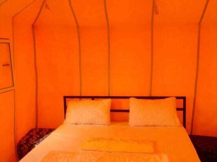 호텔 Tinfou Desert Camp