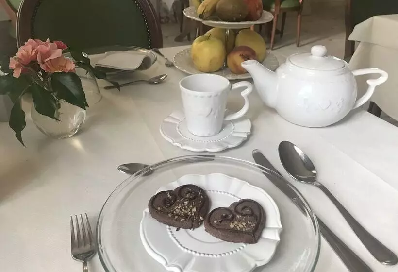 ホテル Villa Pepoli