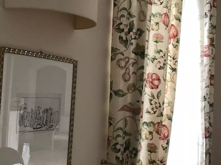 ホテル Villa Pepoli