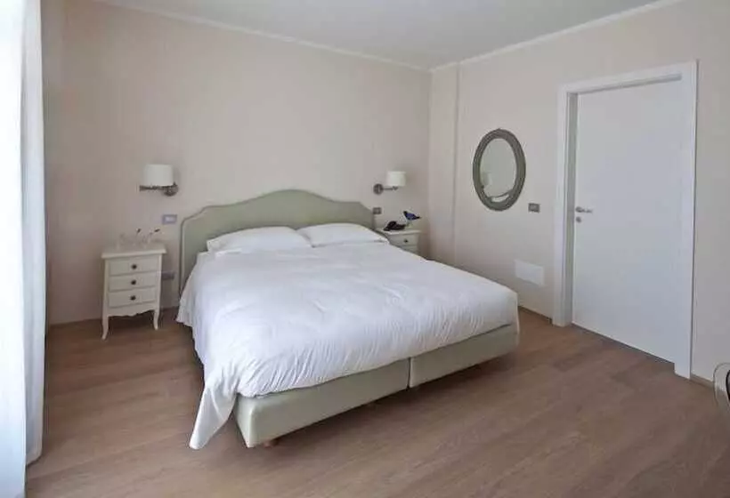 ホテル Villa Pepoli