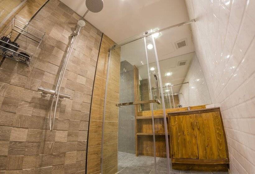 Maximum Luxury Apartment