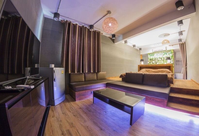 Maximum Luxury Apartment