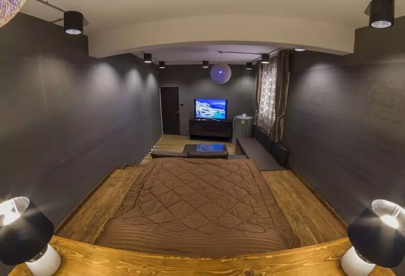 Maximum Luxury Apartment