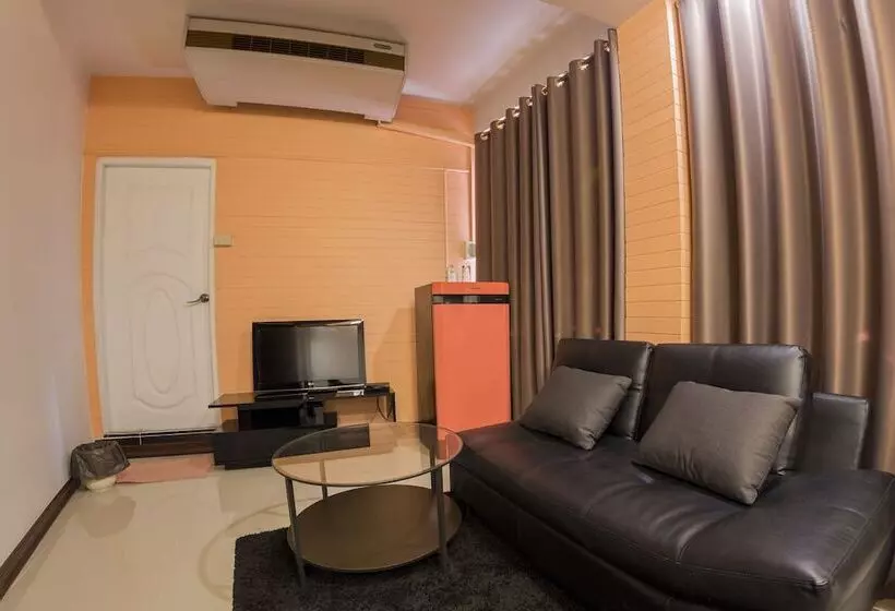 Maximum Luxury Apartment