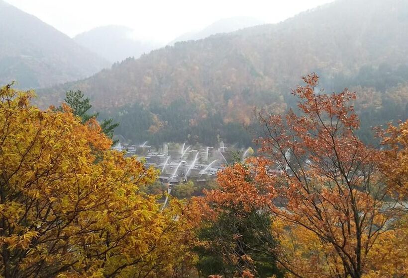 Pensão Guesthouse Anthut