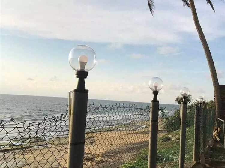 Aamiaismajoitus (B&B) C J Beach Resort