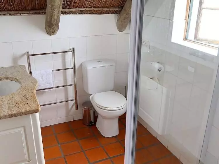 Hotelli Arniston Seaside Cottages