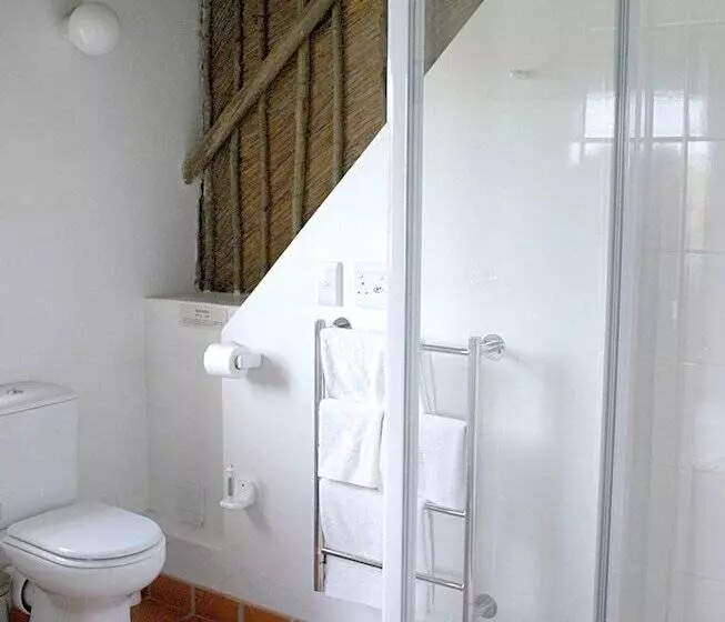 Hotelli Arniston Seaside Cottages