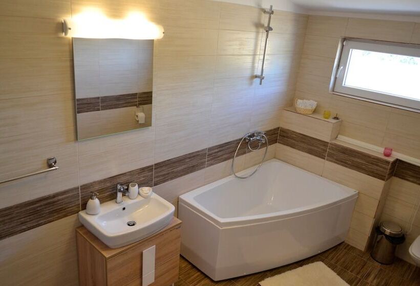 酒店 Forest Retreat&spa