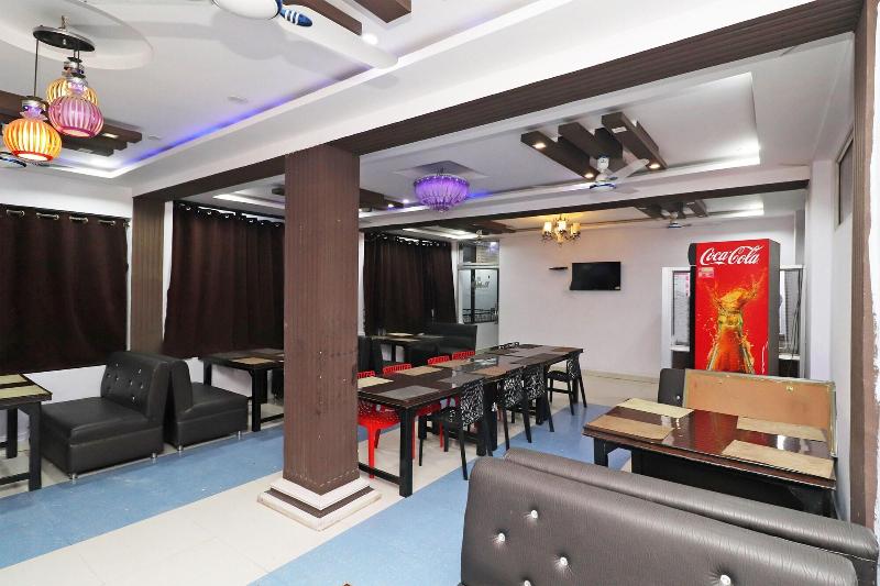 Hotel Mn Galaxy By Oyo Rooms