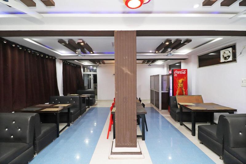 Hotel Mn Galaxy By Oyo Rooms