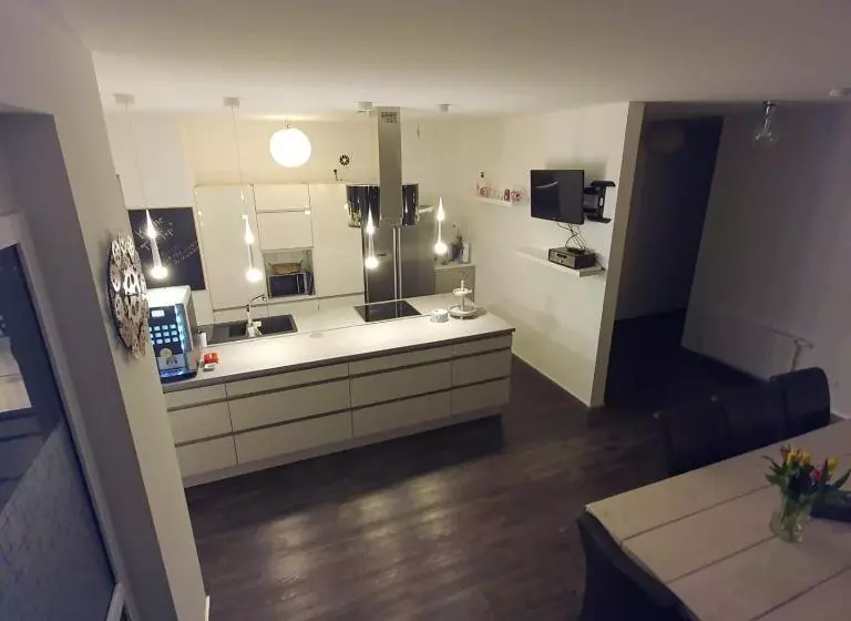 Majatalo Gutunterdachgebracht