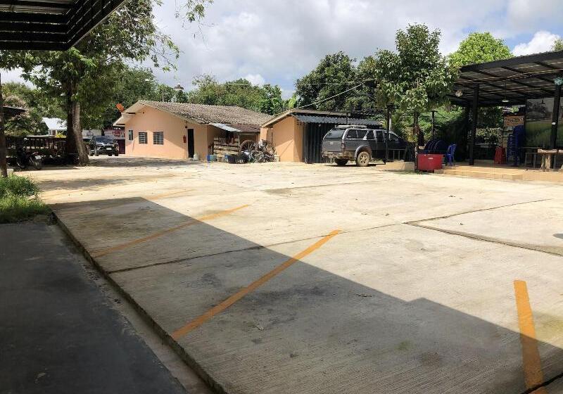 Отель Chillchill