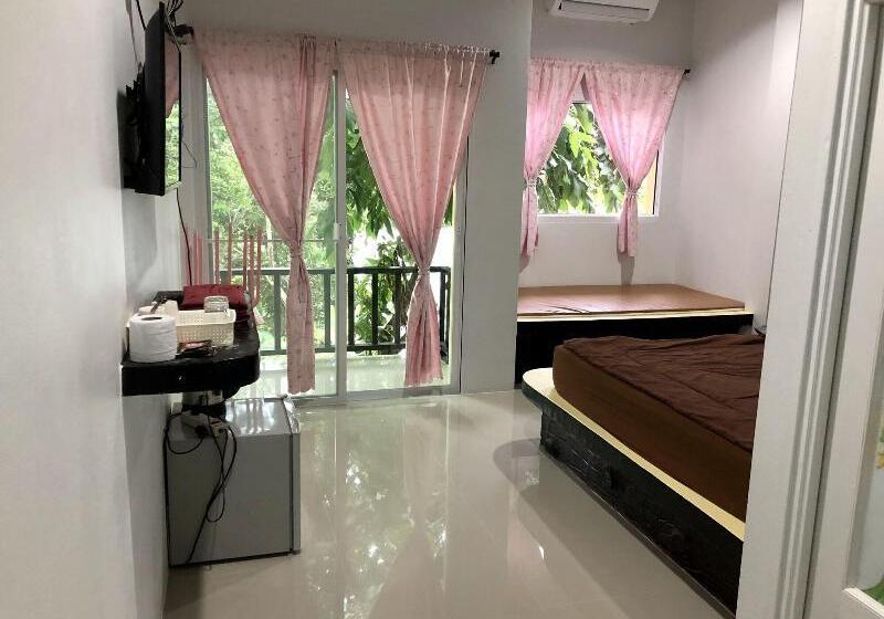 Отель Chillchill