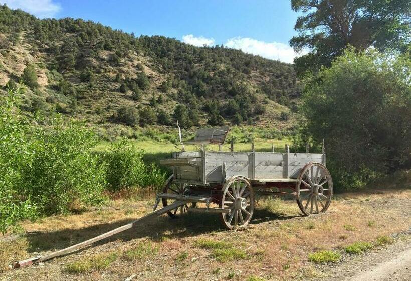 בית מלון כפרי Hidden Canyon Retreat
