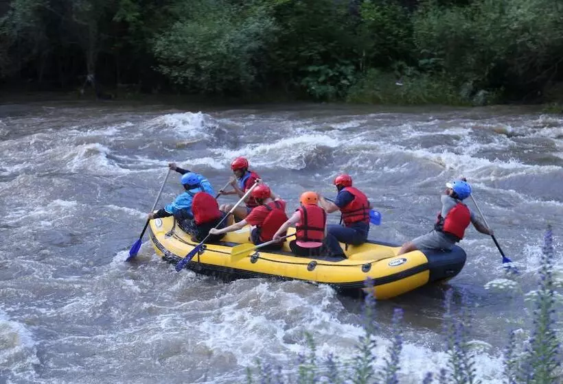 ペンション Lori Travel Guest House