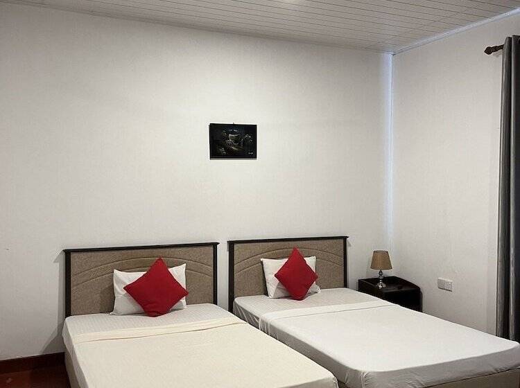 بنسيون Siloonaa Garden Villa