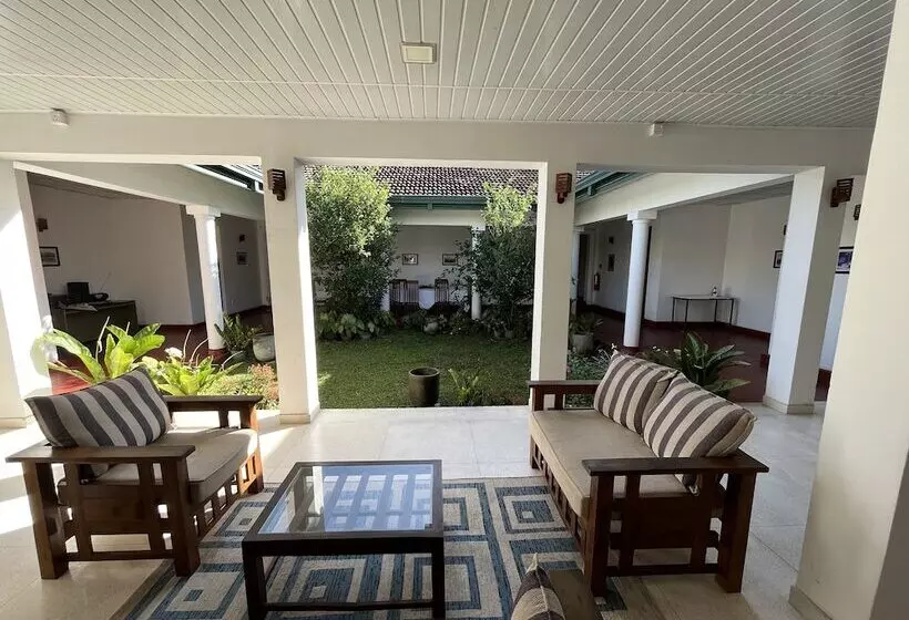 Majatalo Siloonaa Garden Villa